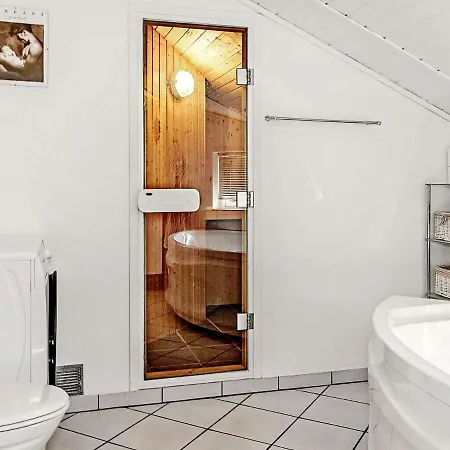 7 Person Holiday In Holiday home